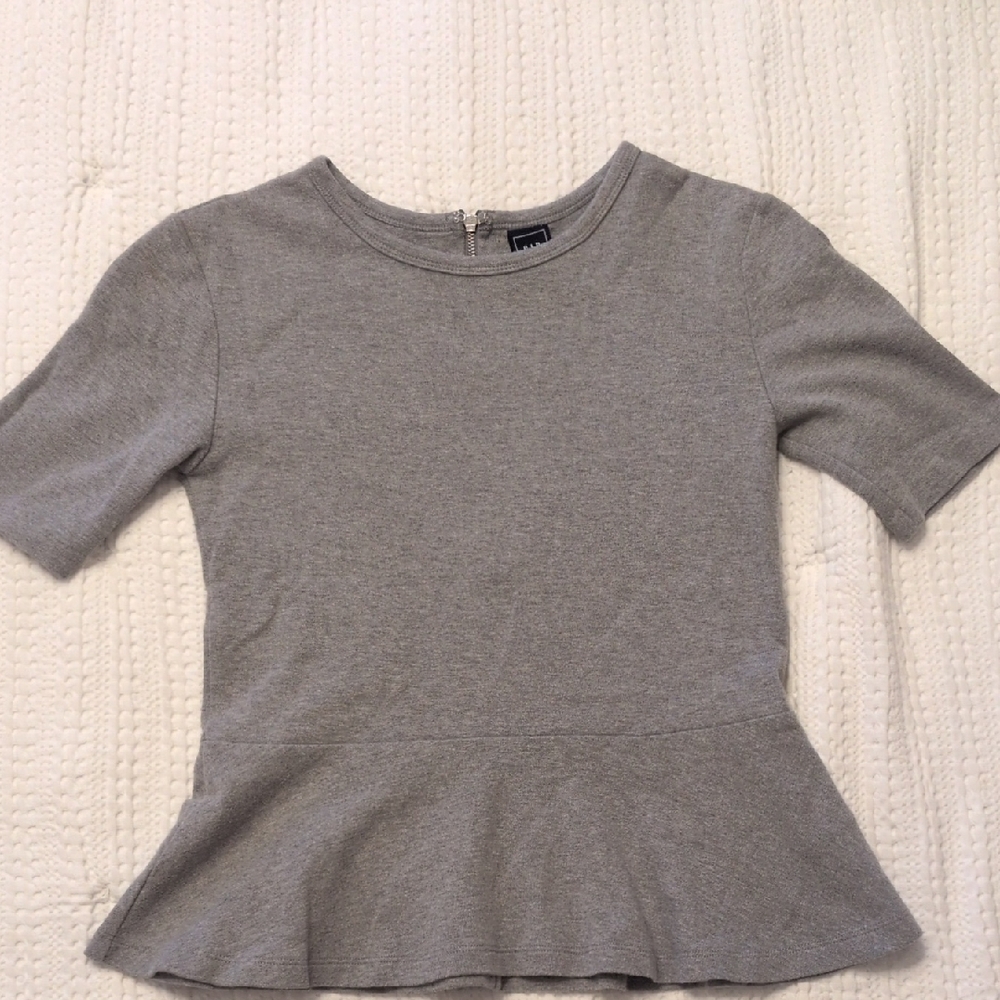 GAP Heather Gray Top